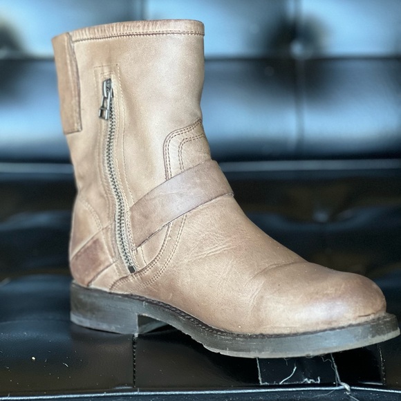 OLUKAI tan smoke brown genuine leather ankle moto boots beige taupe 8.5 - Picture 12 of 15